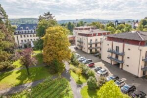 IU INTERNATIONAL UNIVERSITY OF APPLIED SCIENCES