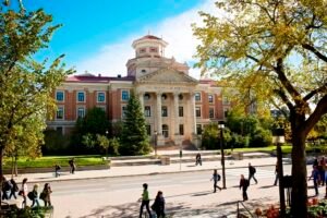 UNIVERSITY OF MANITOBA