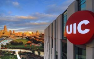 UNIVERSITY OF ILLINOIS CHICAGO (UIC)