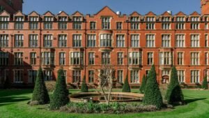 UNIVERSITY OF SHEFFIELD