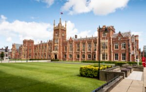 QUEEN’S UNIVERSITY BELFAST