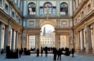 EUROPEAN SCHOOL OF ECONOMICS — ESE