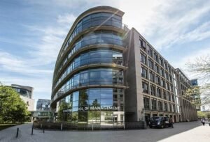 ISM — INTERNATIONAL SCHOOL OF MANAGEMENT